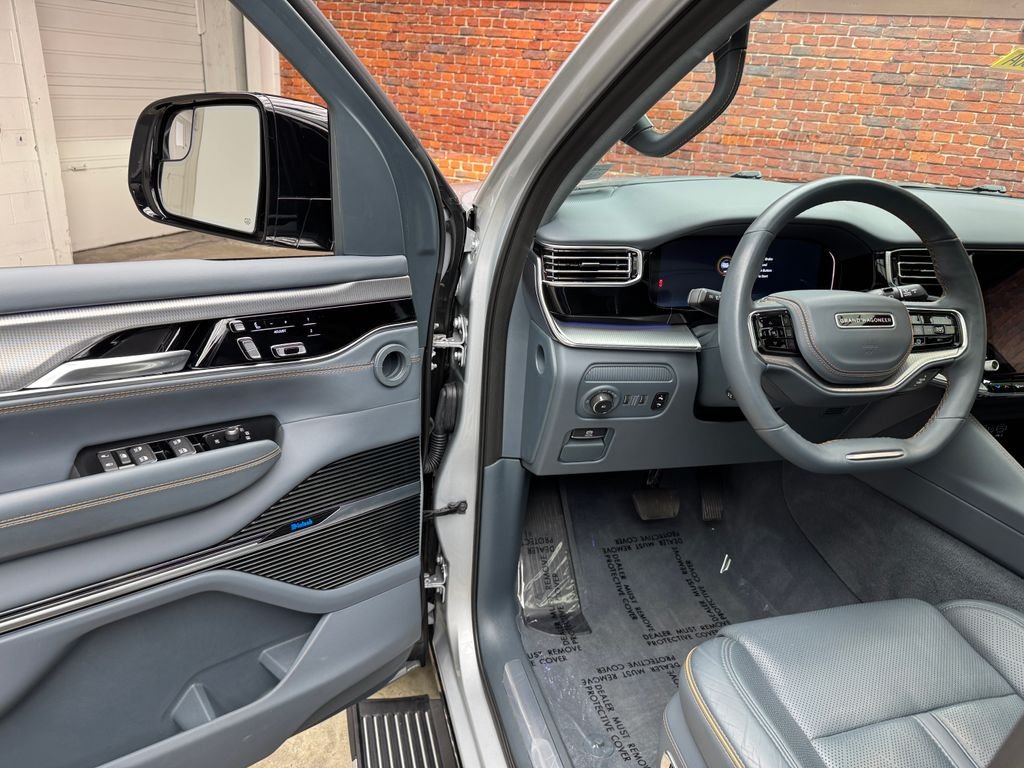 Used 2023 Silver Jeep Series II image 10
