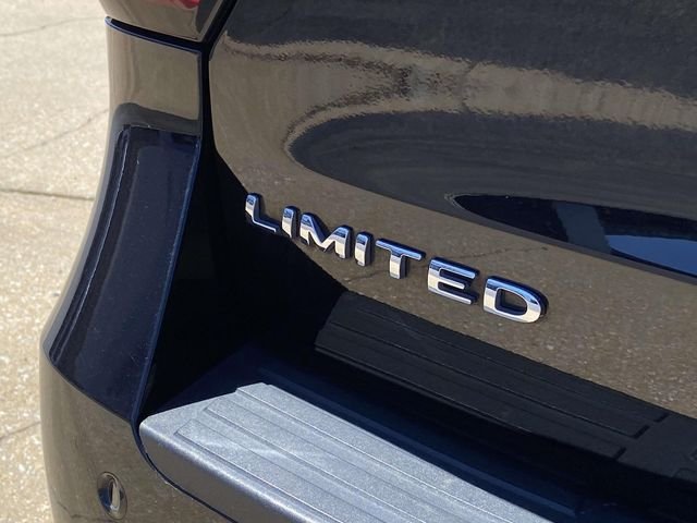 Used 2024 Black Metallic Ford Limited image 13