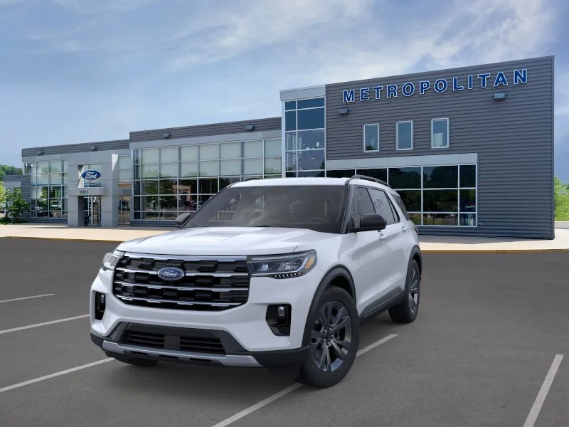 New 2026 Space White Metallic Ford Active image 2