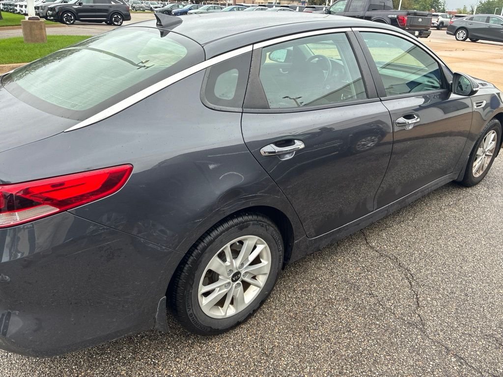 Used 2017 Gray Kia LX image 6