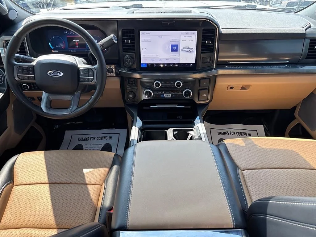 Used 2025 White Ford Lariat image 19