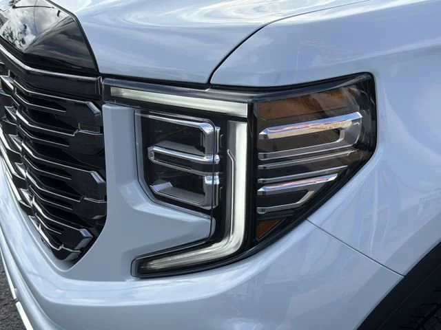 New 2026 Glacier White Tricoat GMC Denali Ultimate image 9