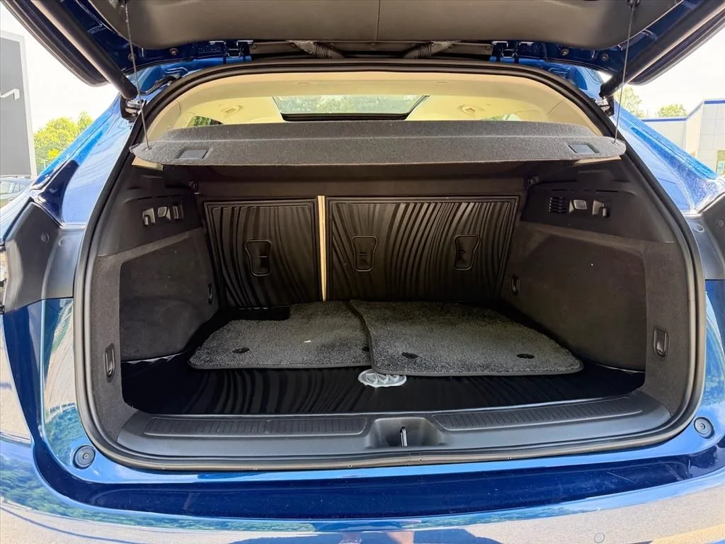 Used 2023 Blue Buick Avenir image 32