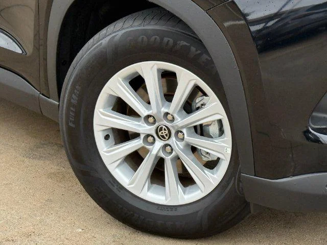 Certified Used 2026 MIDNIGHT BLACK METAL Toyota XLE image 2