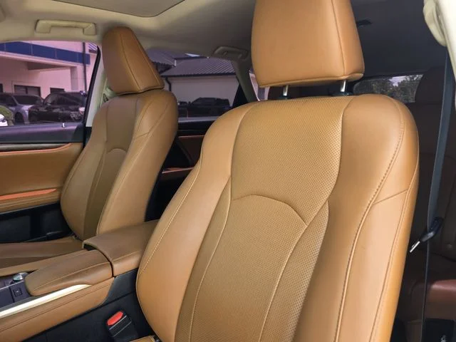 Used 2021 White Pearl Lexus 350L image 19