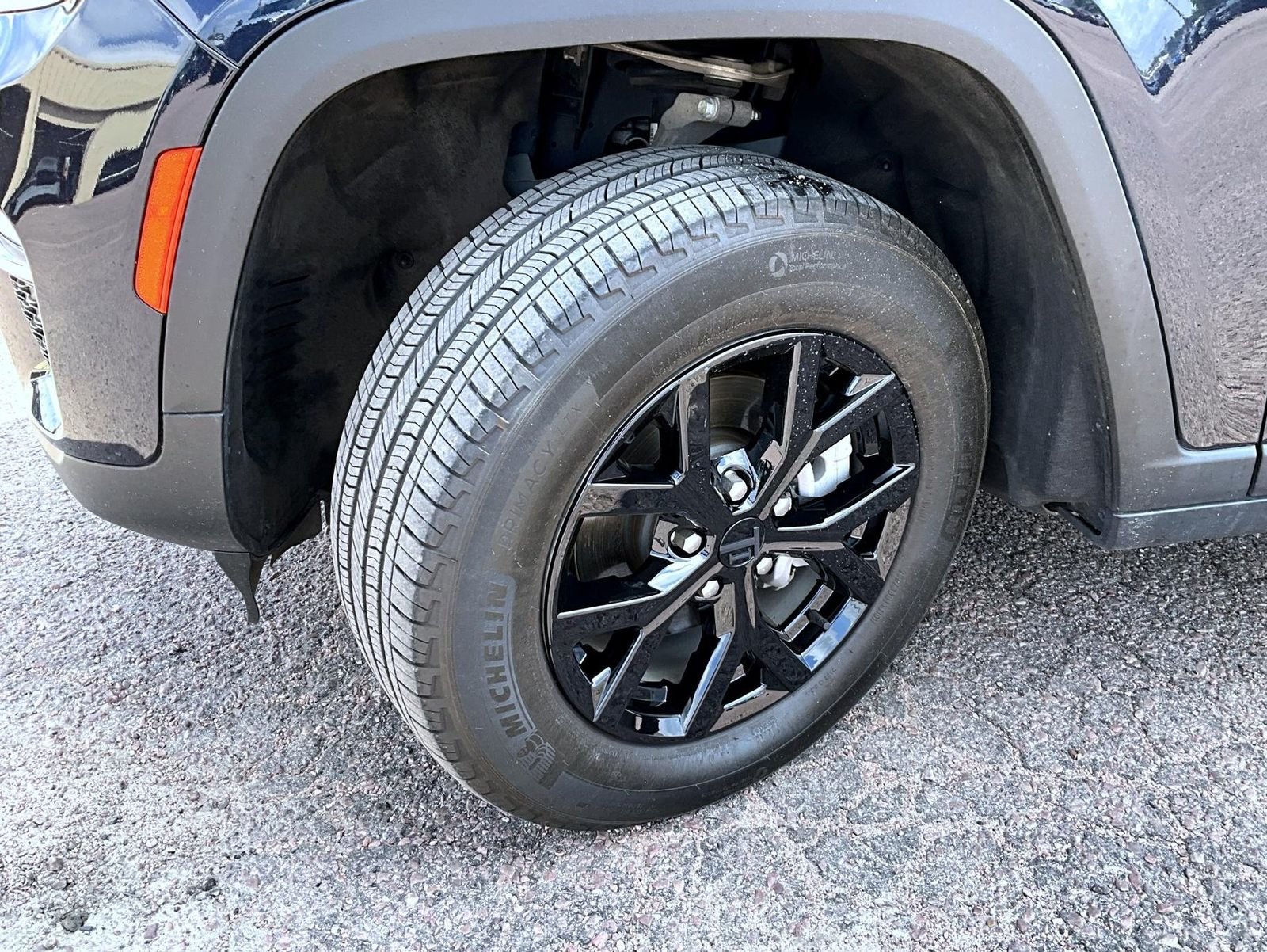 Used 2024 Blue Jeep Limited image 23