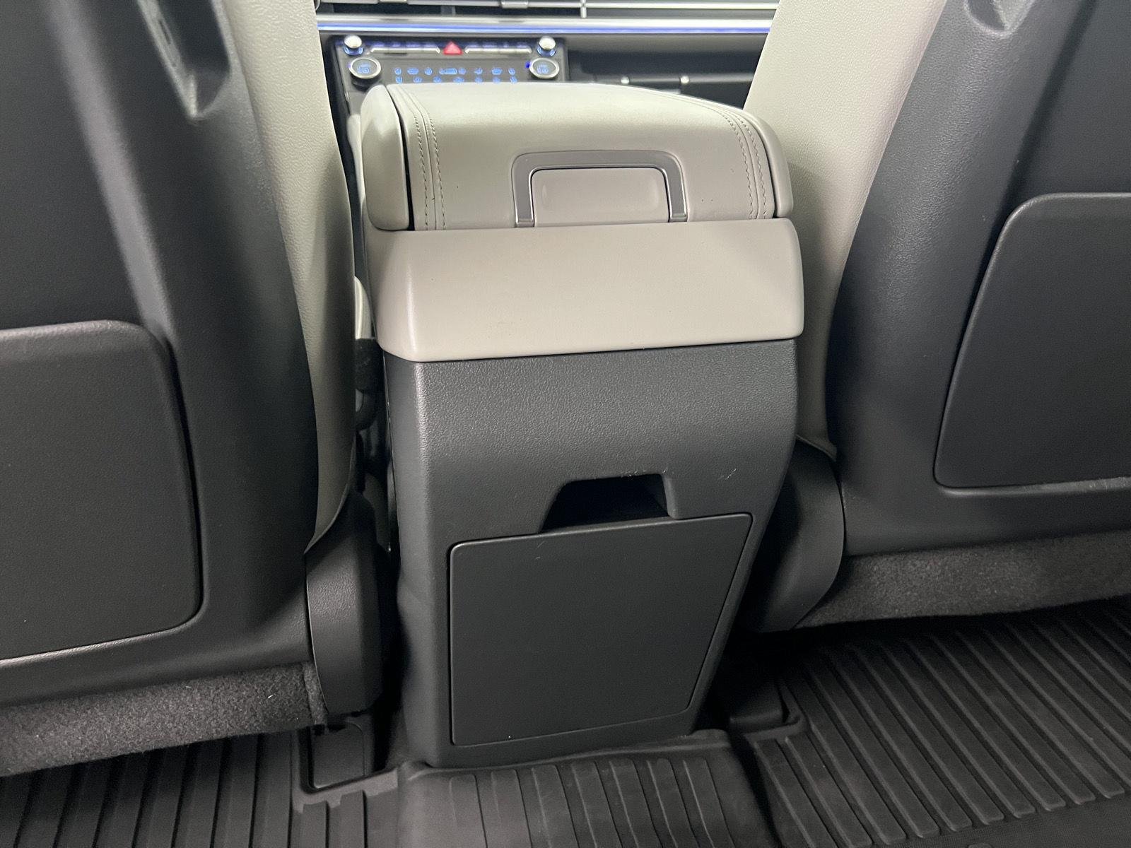 Used 2024 Rockwood Green Hyundai Limited image 27