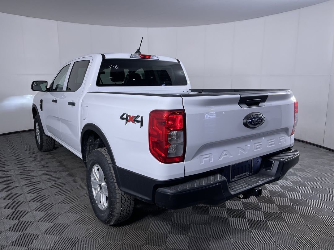 New 2026 Oxford White Ford XL image 22
