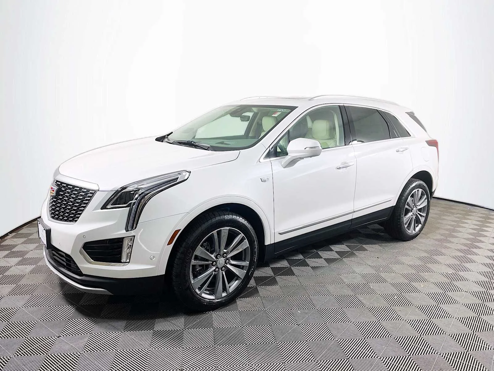 2026 Cadillac XT5 AWD Premium Luxury's photo