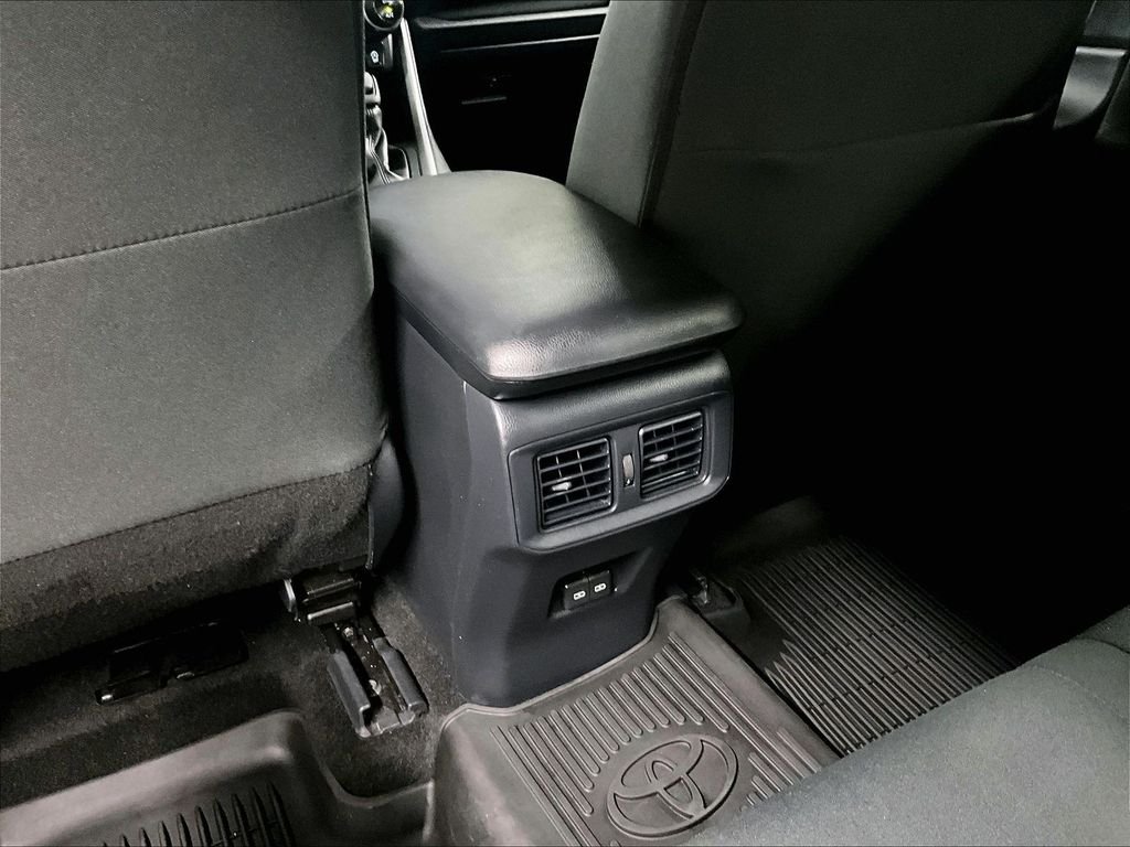 Used 2025 Silver Toyota XLE image 25