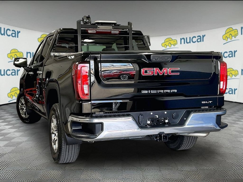 Used 2025 Onyx Black GMC SLT image 4