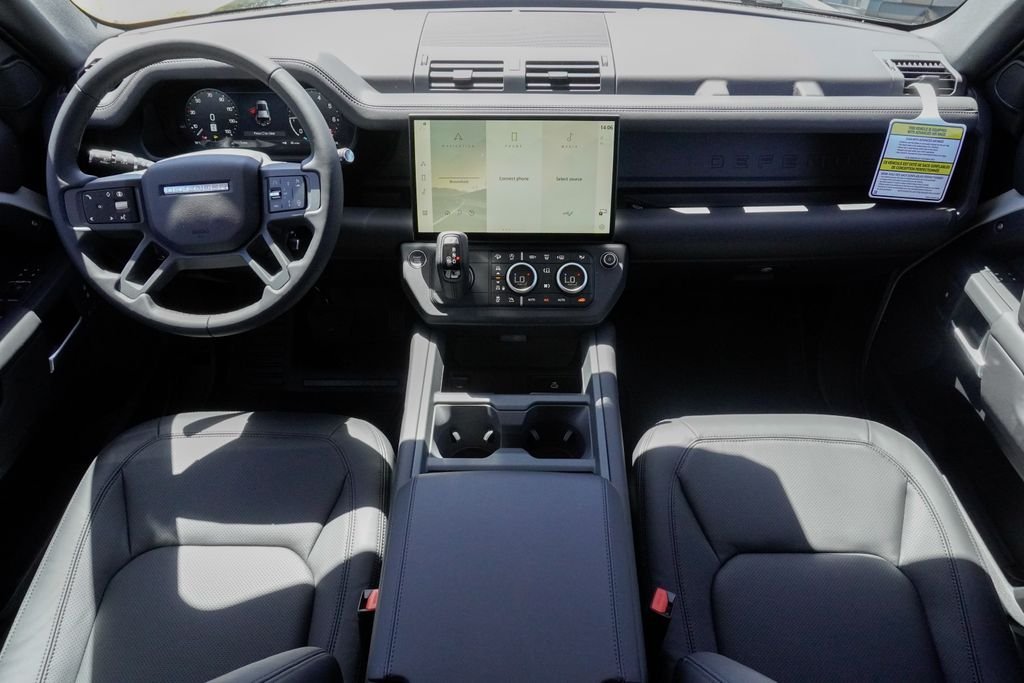 New 2026 Borasco Grey Land Rover X-Dynamic SE image 9