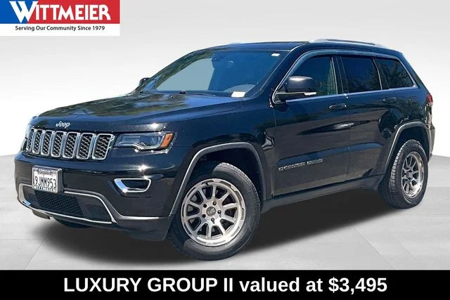 Used 2019 Diamond Black Jeep Limited image 1