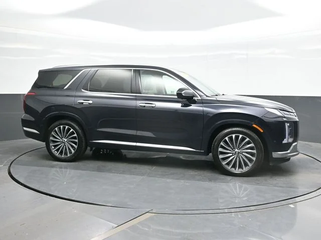 Used 2024 White Hyundai Calligraphy image 8