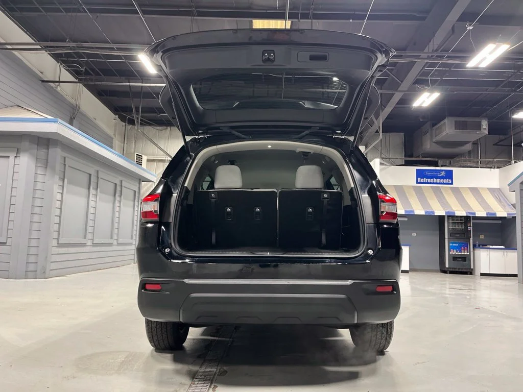 2023 Honda Pilot LX - Photo 9