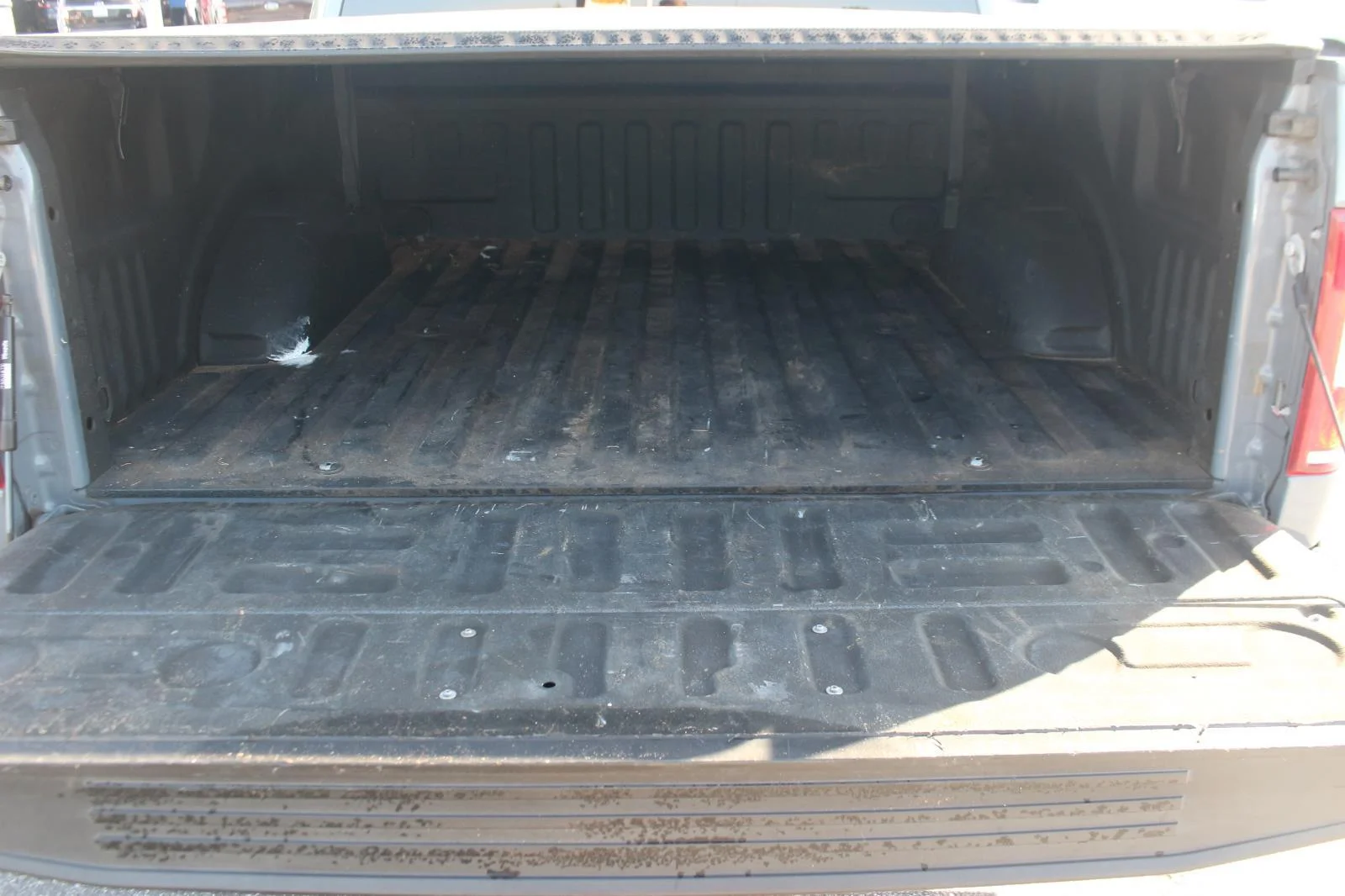 Used 2020 Grey Ford XL image 13