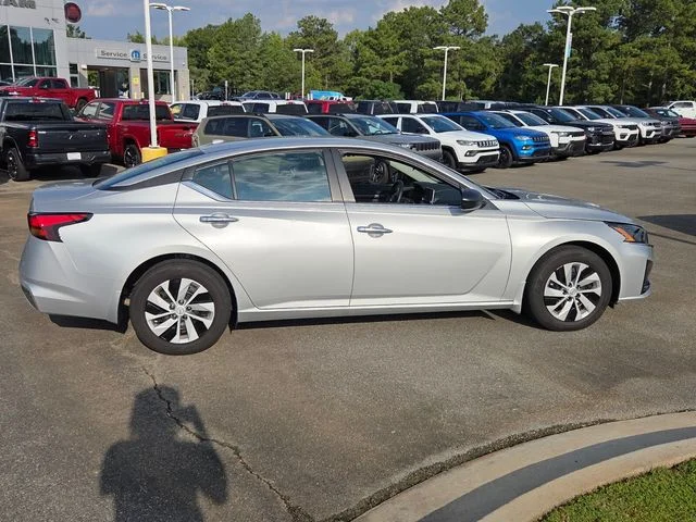 Used 2025 Silver Nissan 2.5 S image 13