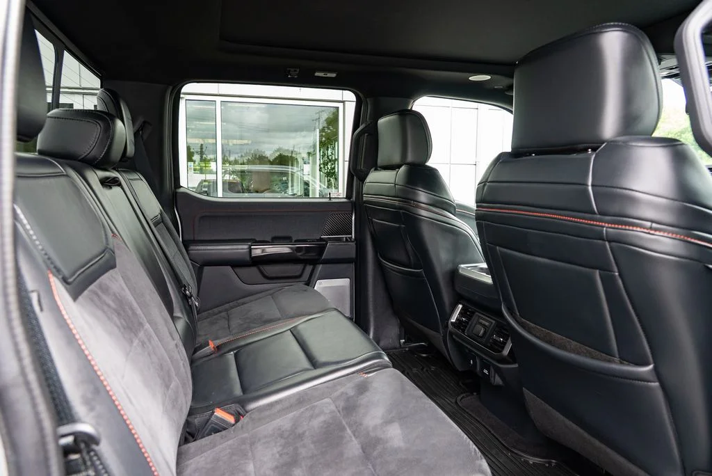 Used 2023 Silver Ford Raptor image 29