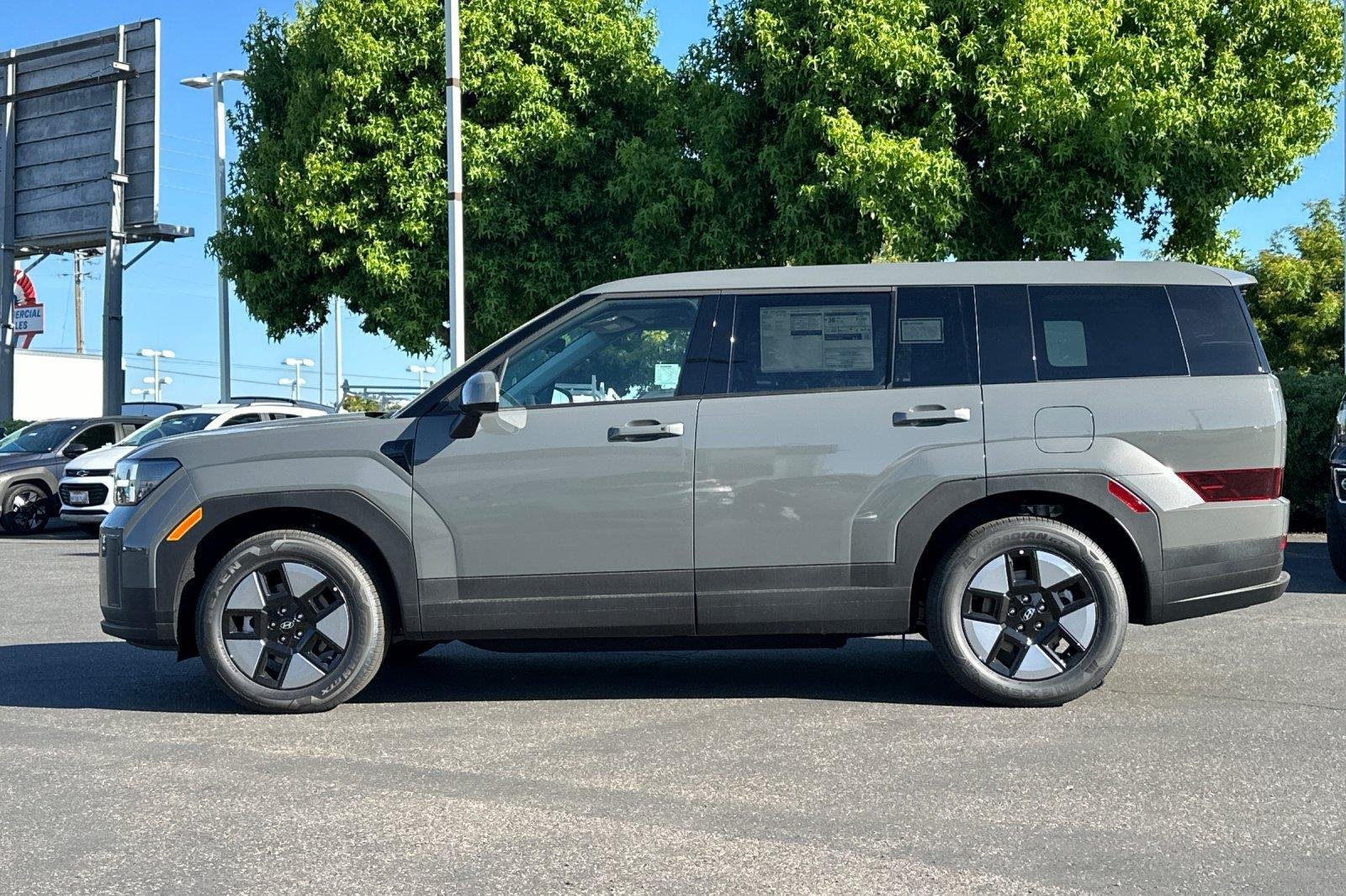 New 2026 Hampton Gray Hyundai SE image 35