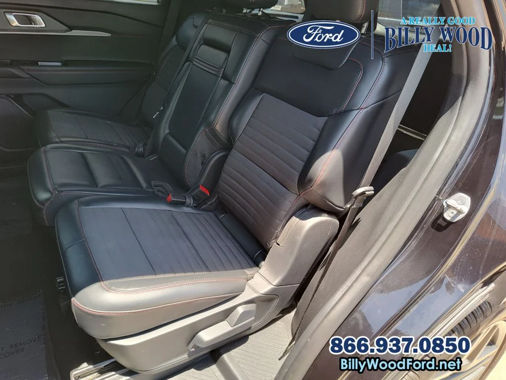 Used 2025 Black Metallic Ford ST-Line image 26