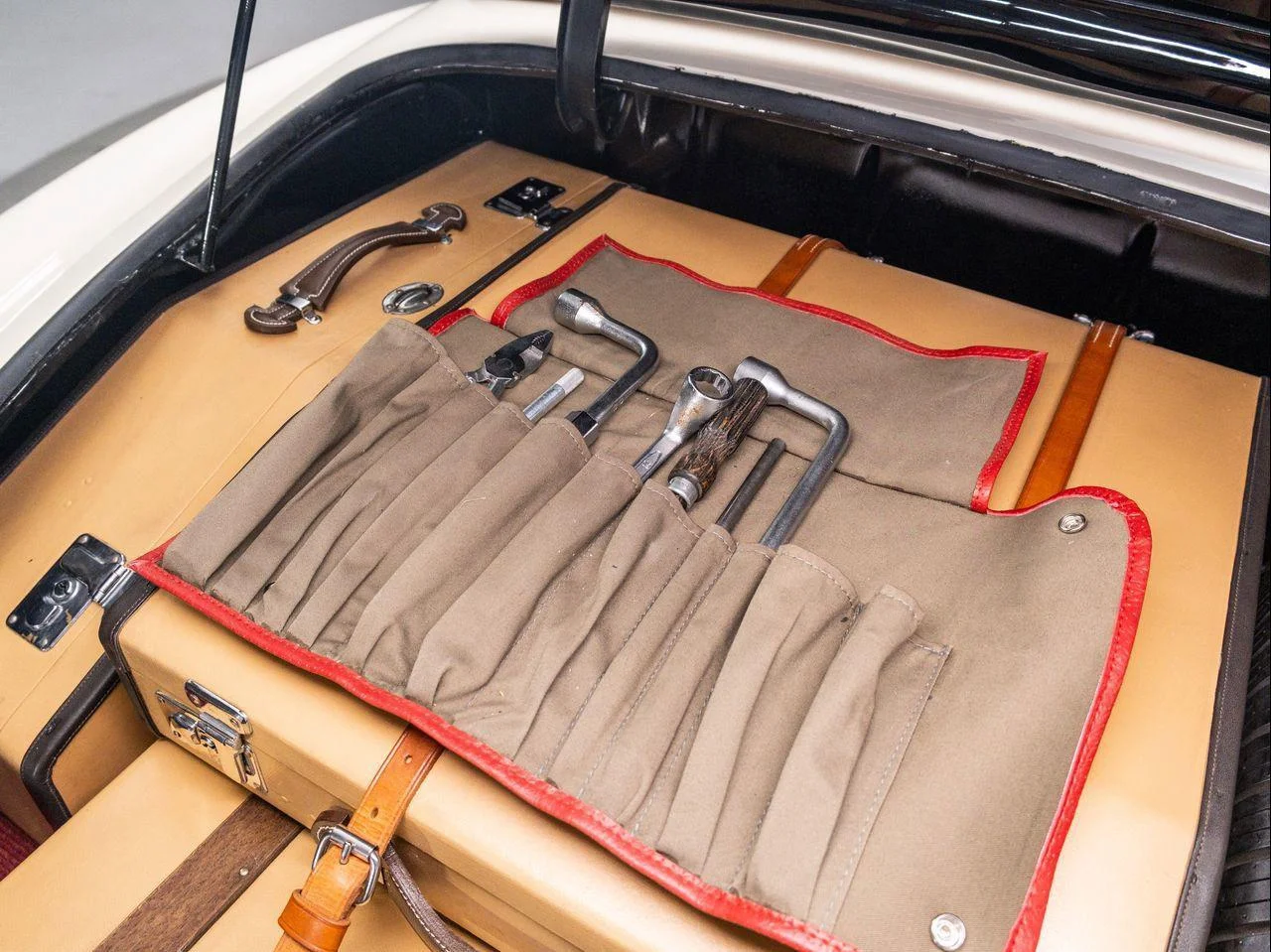 Used 1956 White Mercedes-Benz  image 28