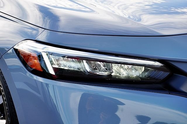 Used 2024  Honda EX image 10