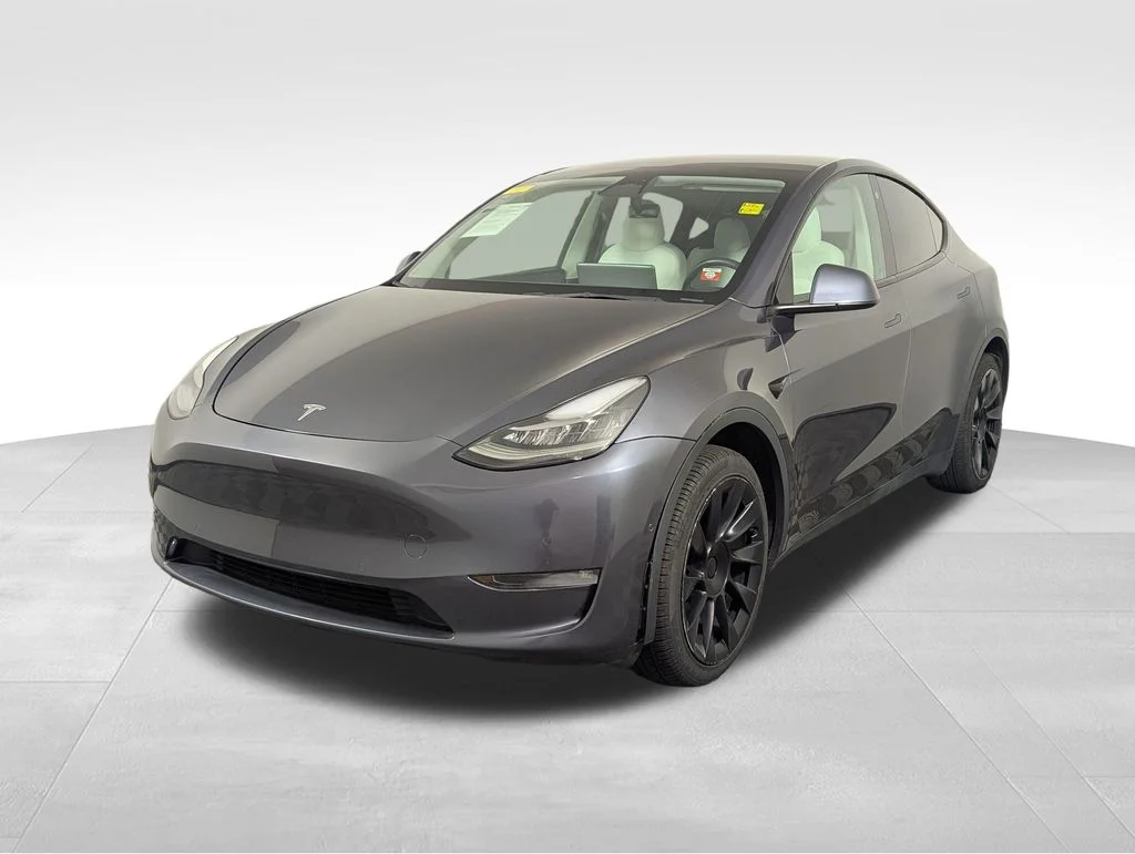 Used 2022 Black Tesla Long Range image 2