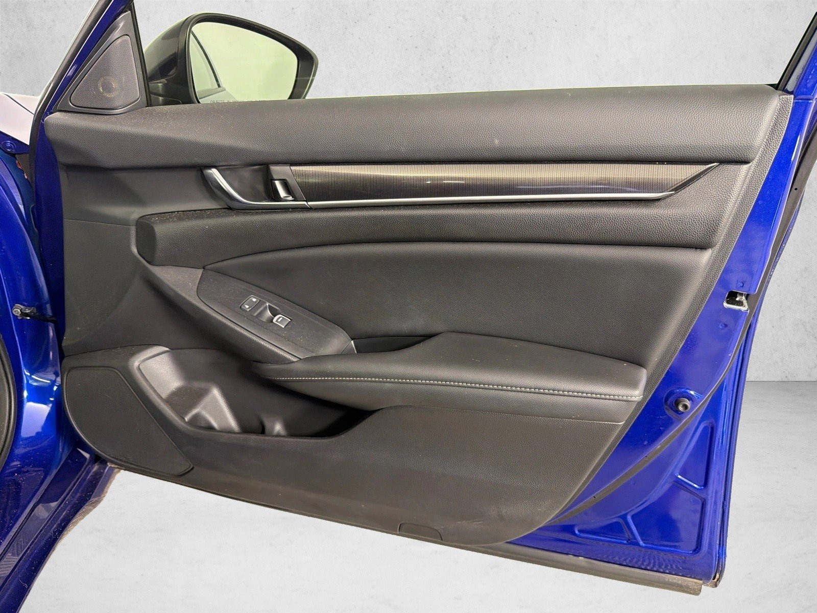 Used 2022  Honda Sport image 14