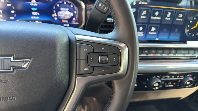 Used 2024 White Chevrolet RST image 23