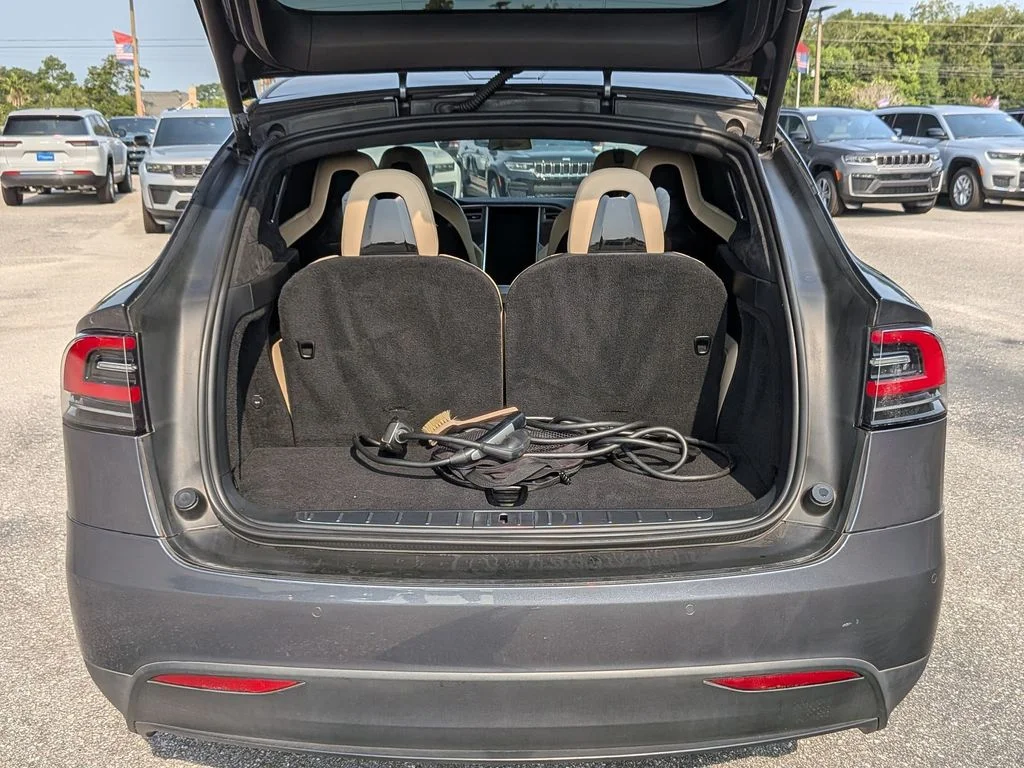 Used 2016 Gray Tesla P90D image 25