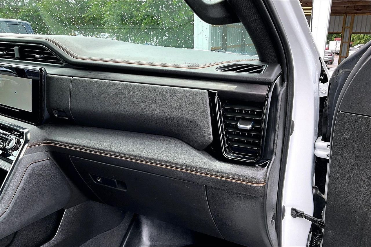 Used 2023 Summit White GMC AT4 image 29