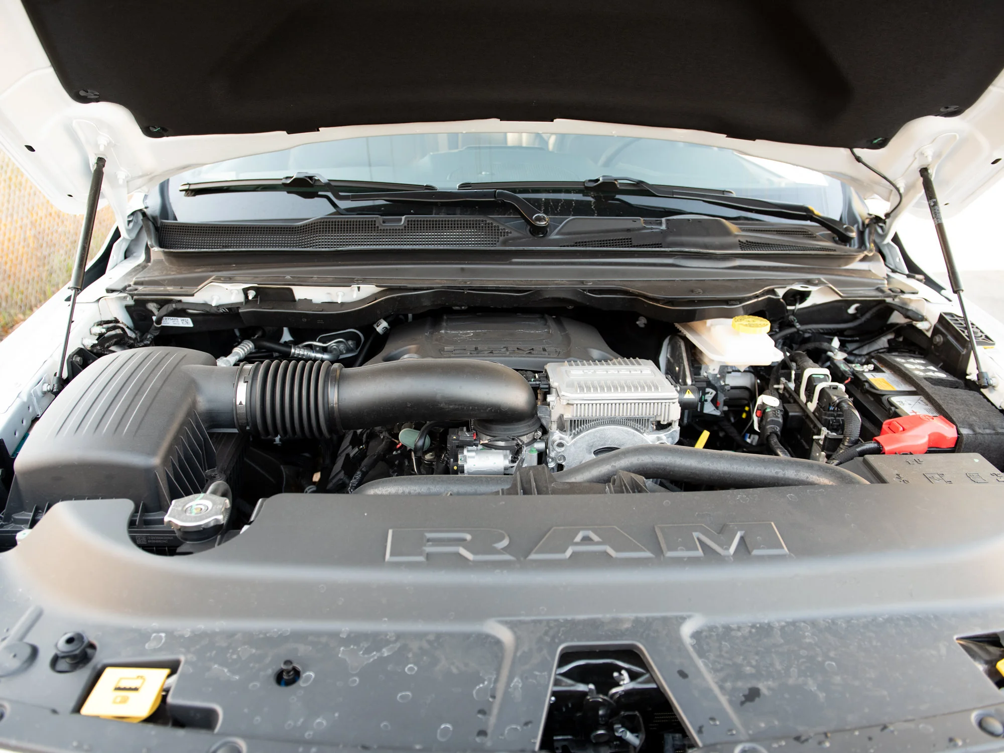 New 2026 White RAM Sport* Crew Cab 4x4, HEMI V8 image 8