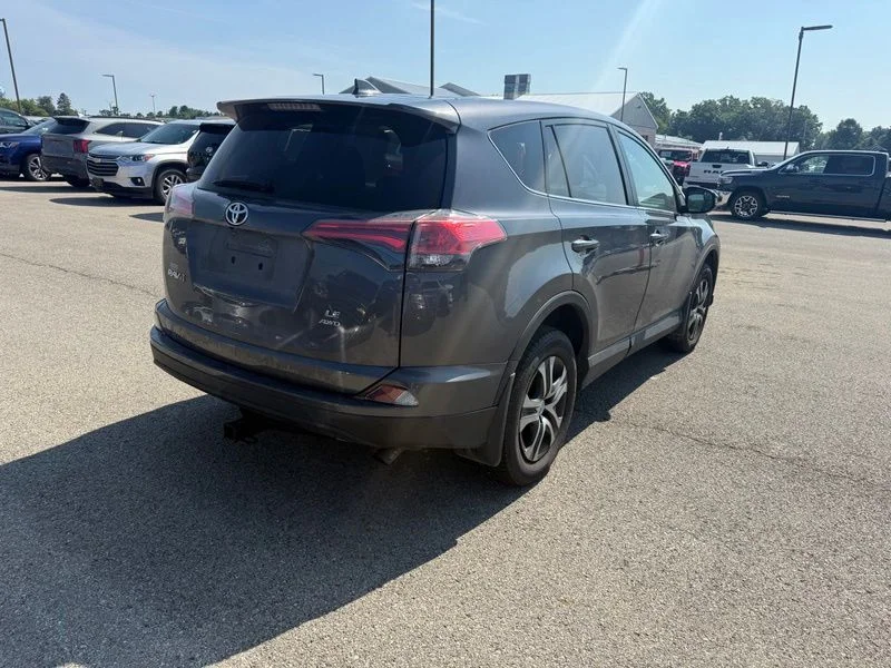 Used 2018 Gray Toyota LE image 7