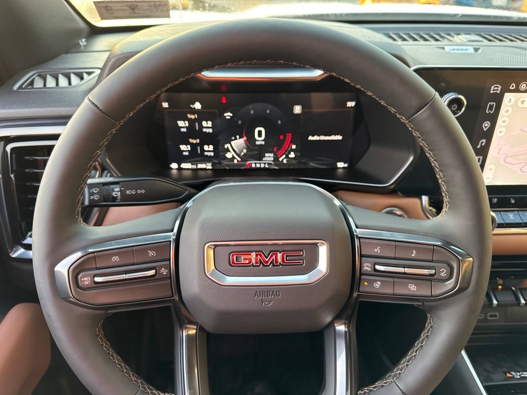 2026 GMC Canyon AT4 - Photo 17