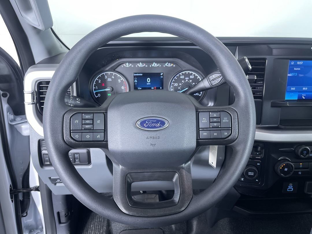 New 2026 Oxford White Ford XL image 16