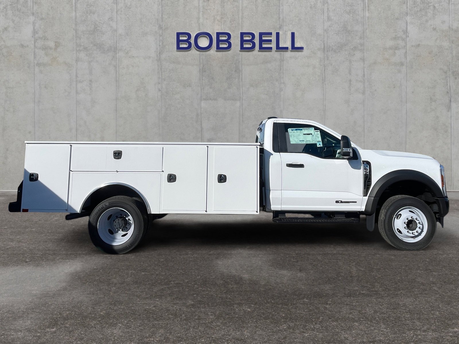 2025 Ford F-550 Super Duty Chassis Cab XL - Photo 6