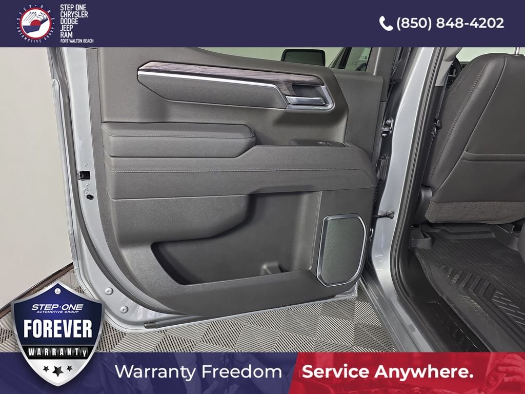 Used 2026 Gray Chevrolet LTZ image 27