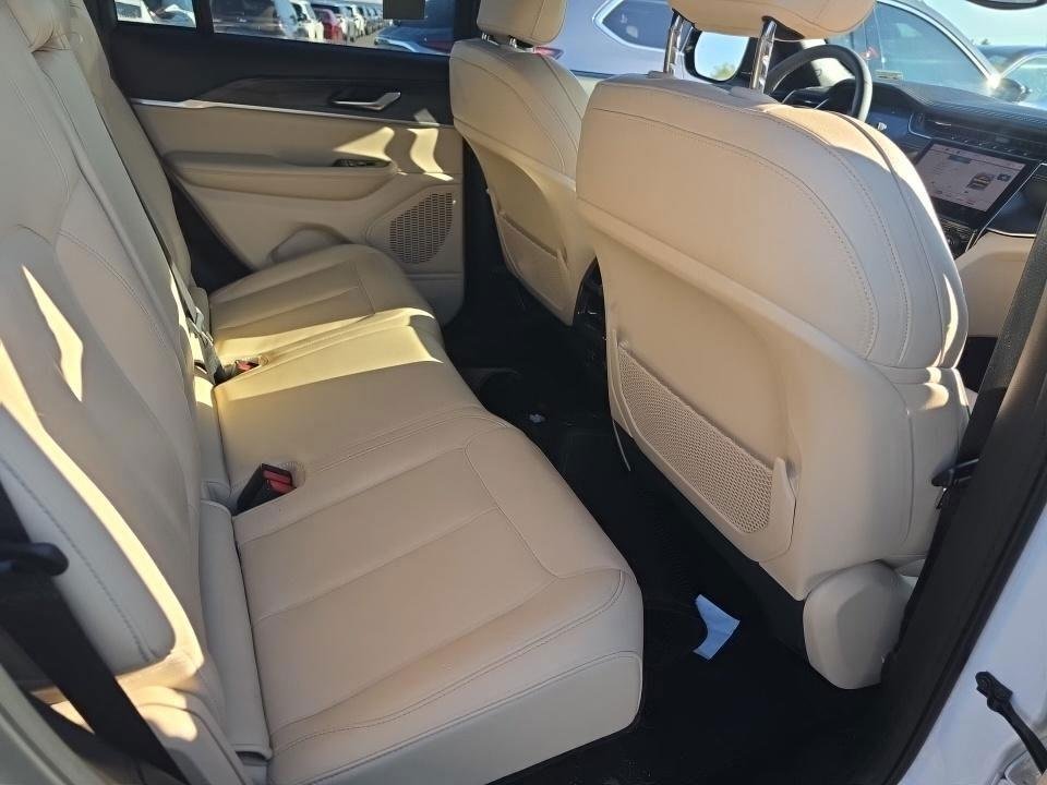 Used 2023 White Jeep Limited image 8