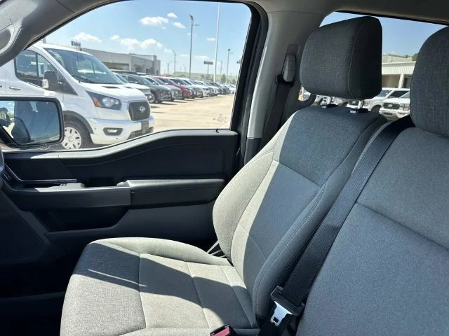 Used 2024 Gray Ford XLT image 38