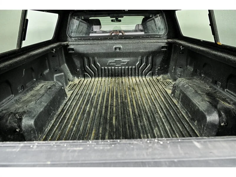 Used 2019 Black Chevrolet LT image 10