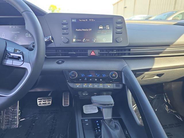 New 2026 Gray Hyundai SEL Sport Plus image 21