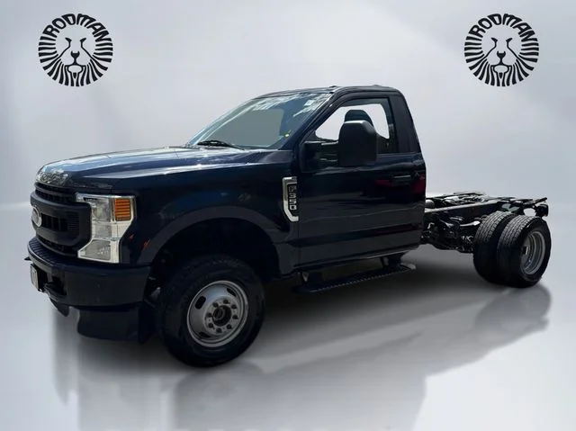 2021 Ford F-350 Chassis Cab XL