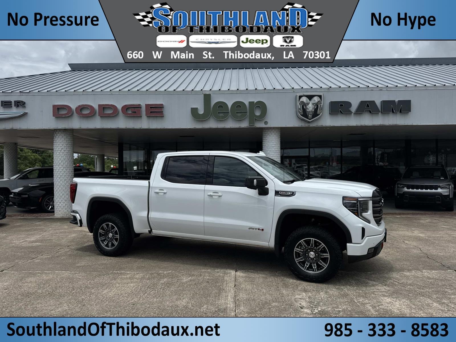 2025 GMC Sierra 1500 AT4