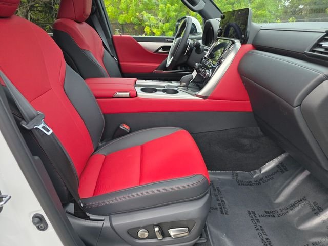 2025 Lexus LX 700h F-Sport - Photo 10