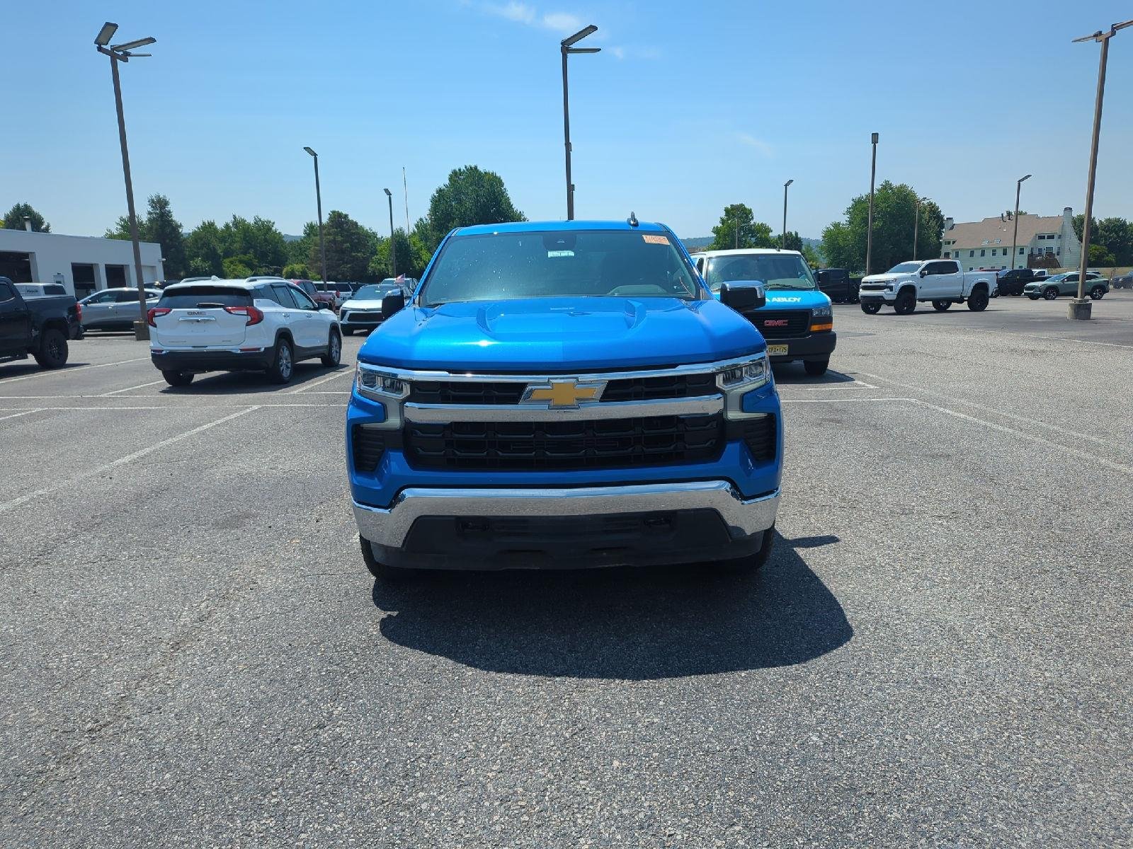 Used 2025 Riptide Blue Metallic Chevrolet LT image 2
