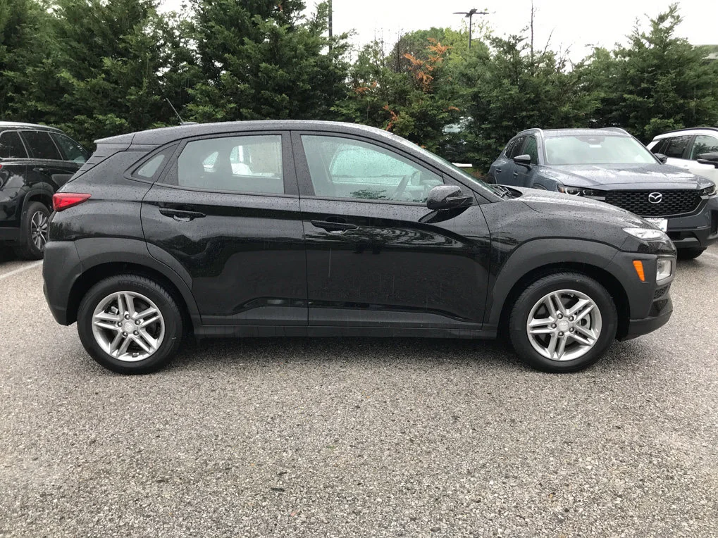 Pre-Owned 2020 Hyundai Kona SE
