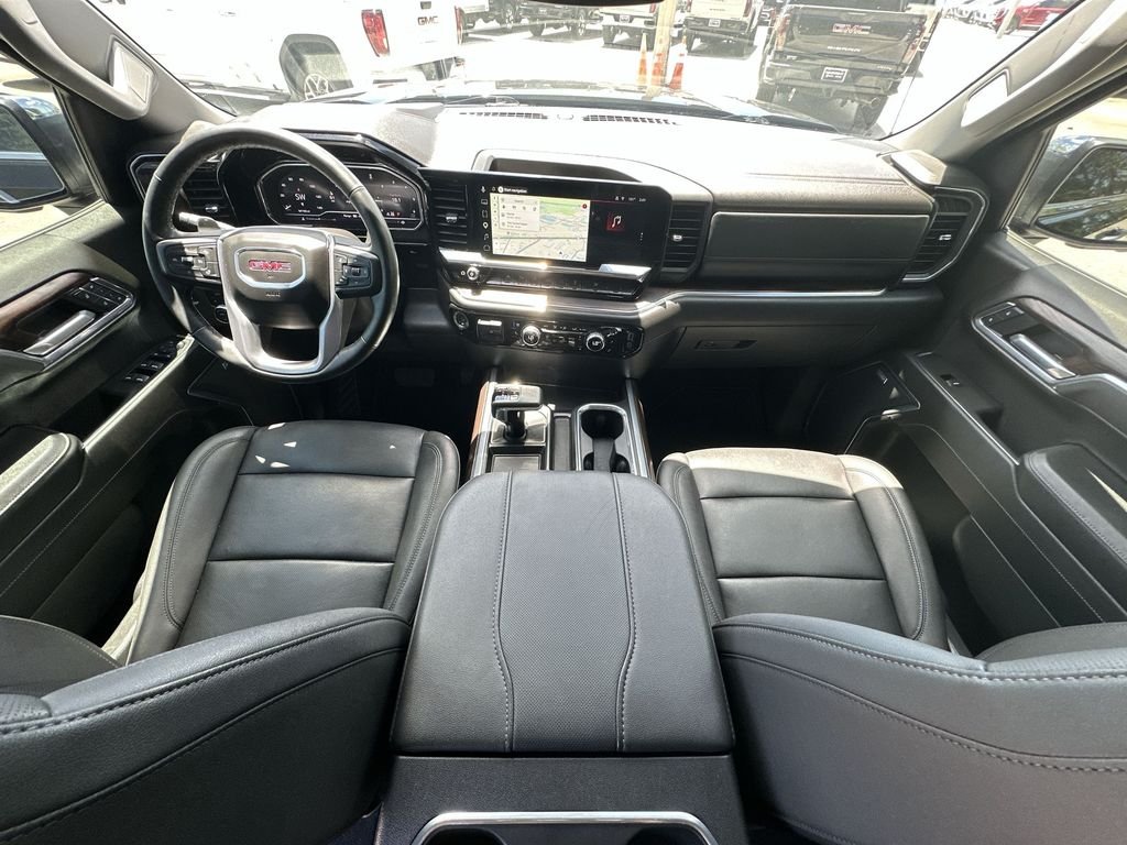 2025 GMC Sierra 1500 SLT - Photo 21