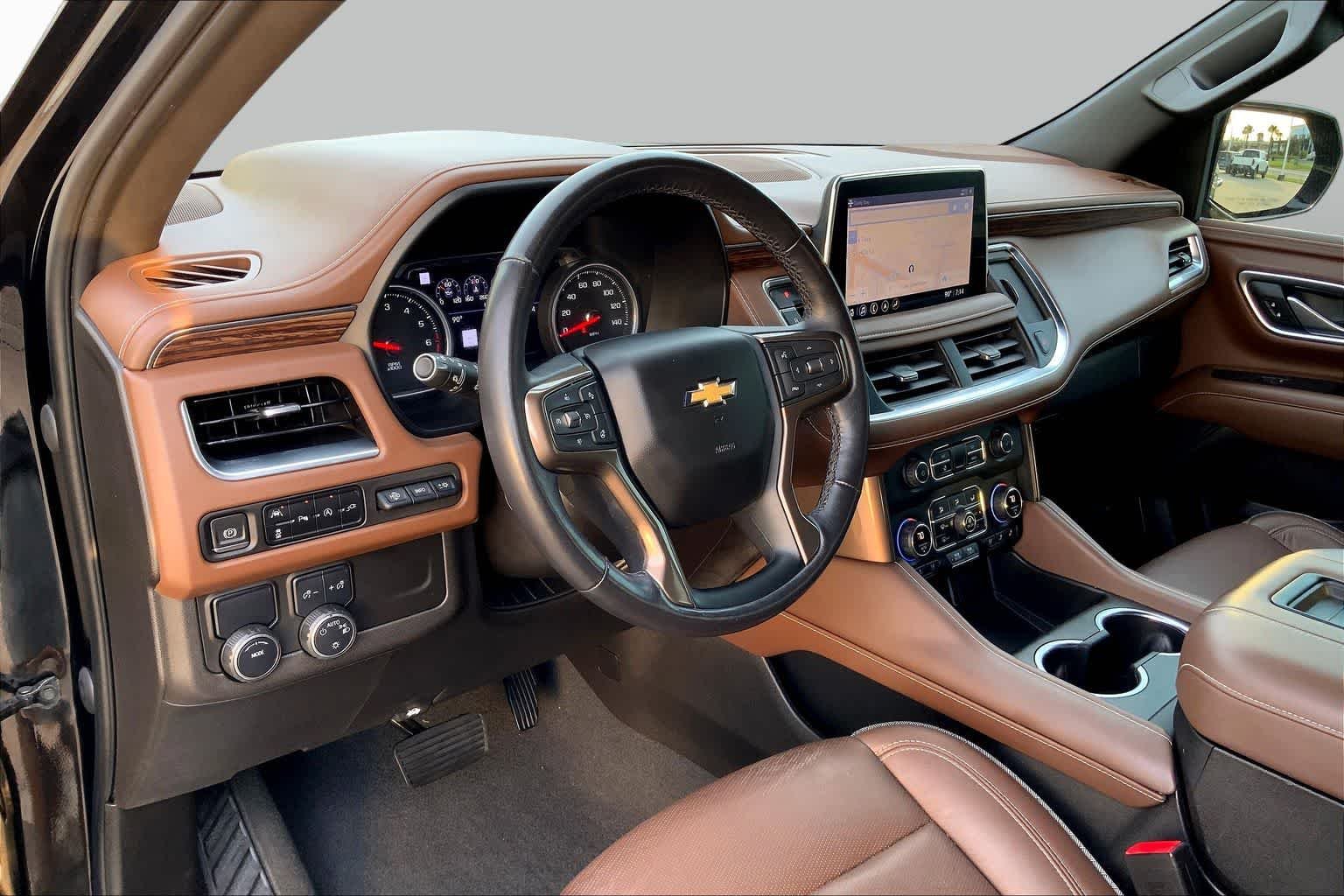 Used 2021 Black Chevrolet High Country image 17