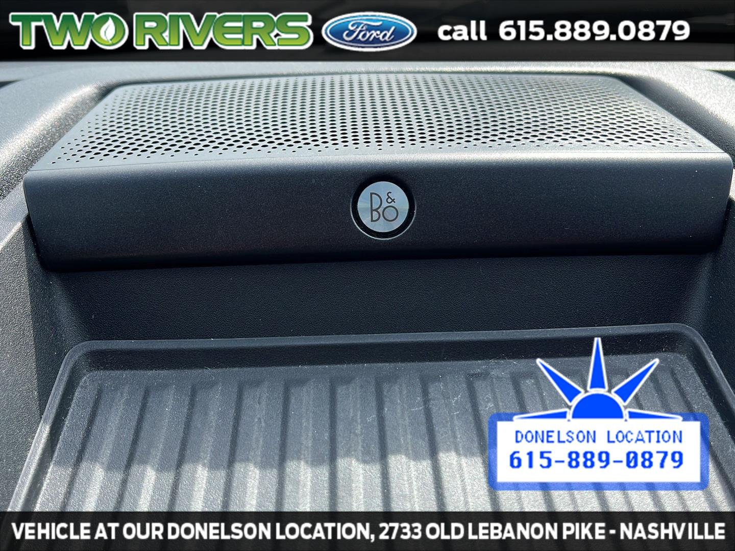 Used 2018 White Platinum Tri-Coat Metallic Ford Platinum image 33