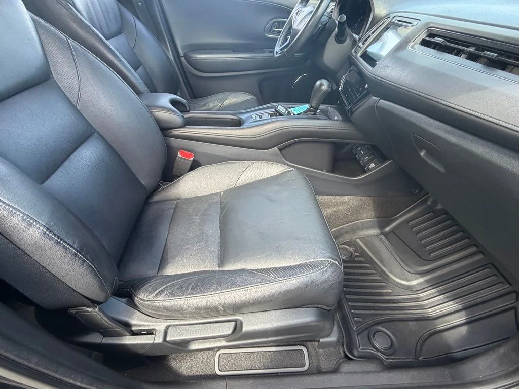 Used 2016 Black Honda EX-L image 42
